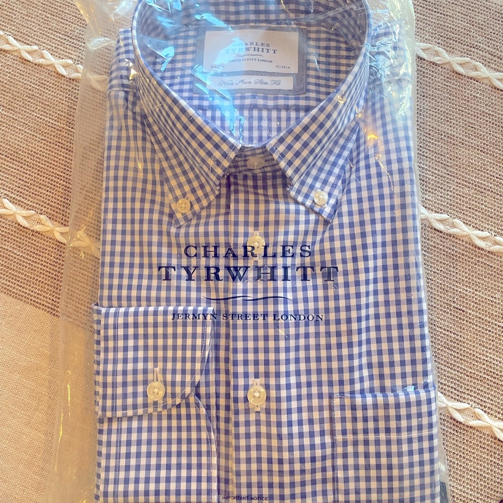 New Charles Tyrwhitt Men's blue gingham dress shirt siz 16-1/2  and 33”-slim fit